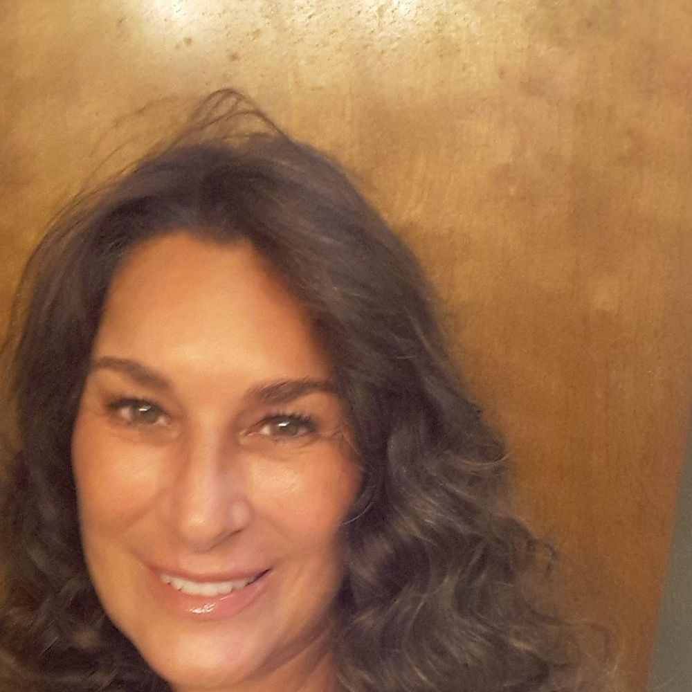 Meet your Posher, Angie